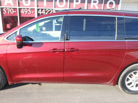 2020 Chrysler Voyager LXi