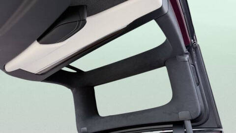 2023 Tesla Model X Standard Range