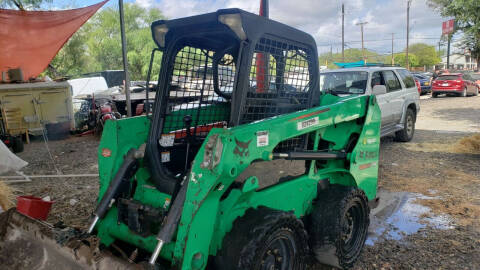 2015 BOBCAT S510    SKIDSTER  front loader for sale at C.J. AUTO SALES llc. in San Antonio TX