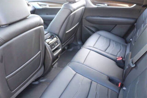 2020 Cadillac XT5 Premium Luxury