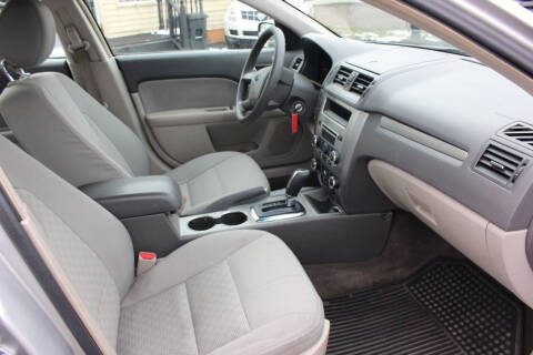 2012 Ford Fusion S