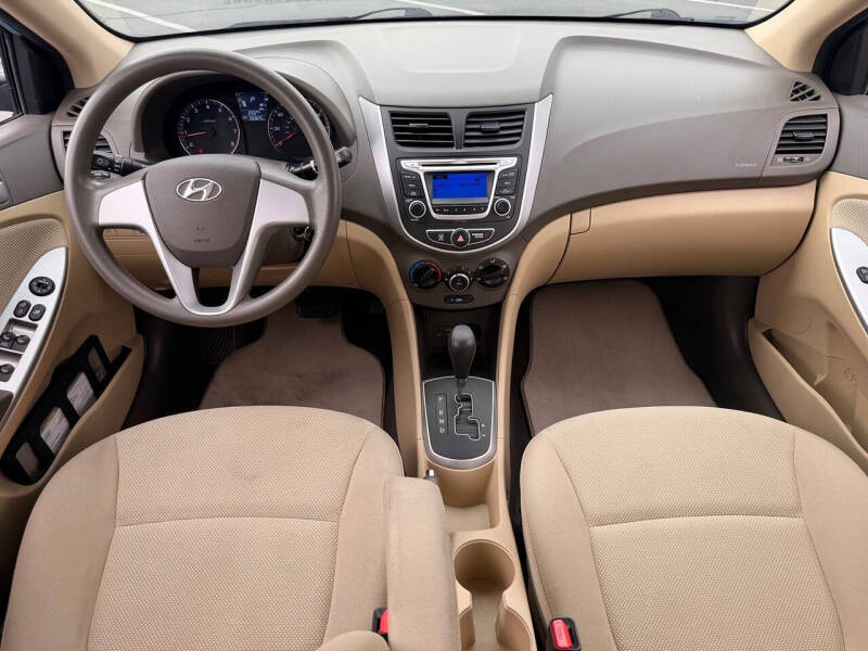 2014 Hyundai Accent GLS