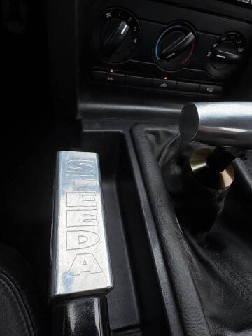 2005 Ford Mustang GT Deluxe