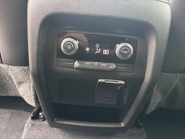 2024 GMC Acadia Elevation