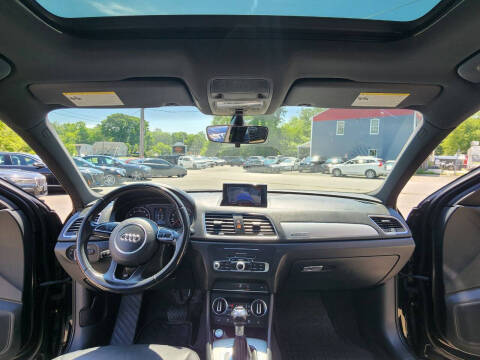2017 Audi Q3 2.0T quattro Premium