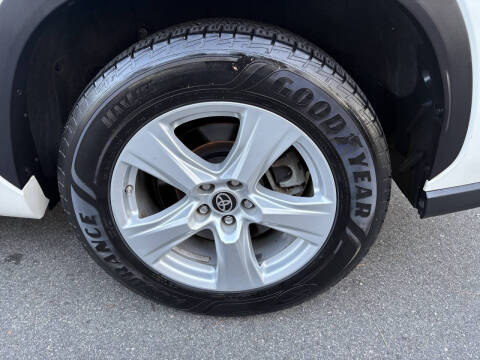 2020 Toyota Highlander L