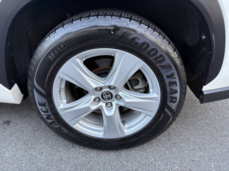 2020 Toyota Highlander L