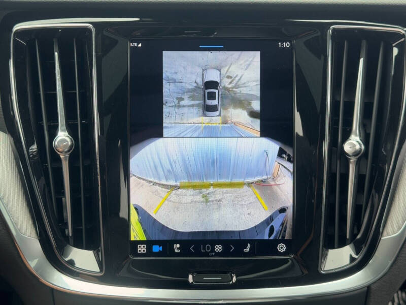 2024 Volvo S60 B5 Plus Black Edition