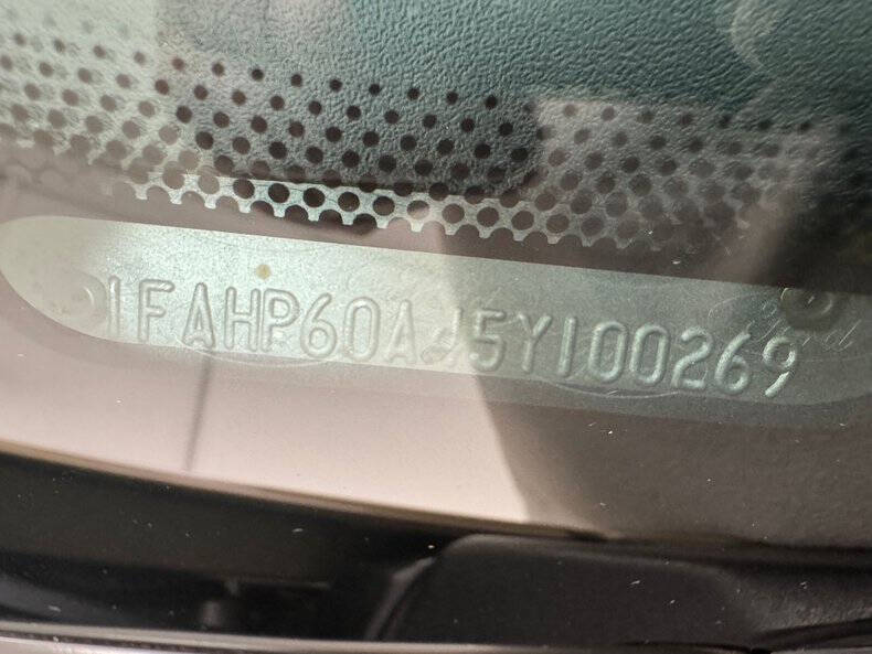 2005 Ford Thunderbird Deluxe