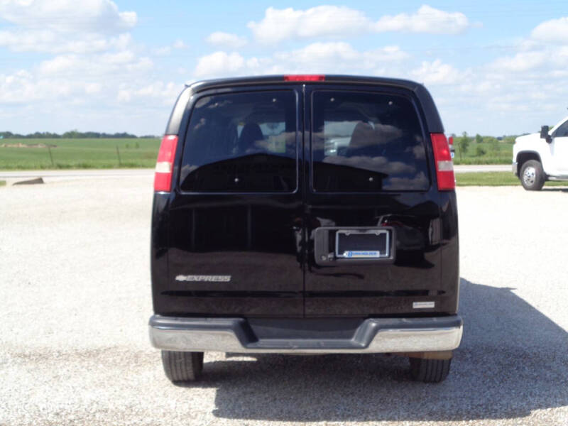 2017 Chevrolet Express LT 3500