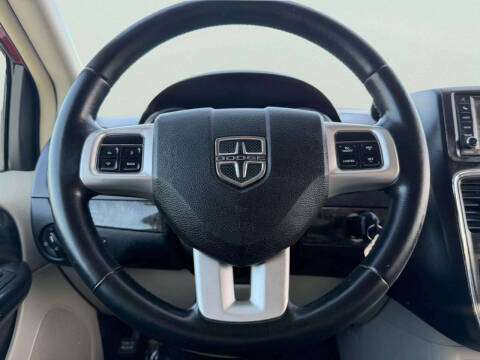 2011 Dodge Grand Caravan Crew