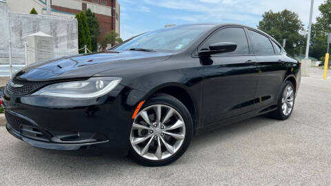 2015 Chrysler 200 for sale at Superior Automotive Group in Owensboro KY