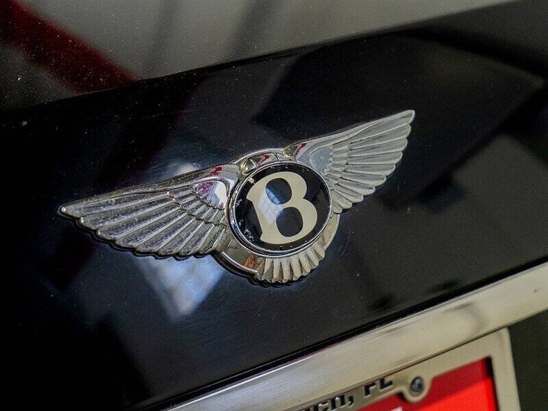 2008 Bentley Azure 20