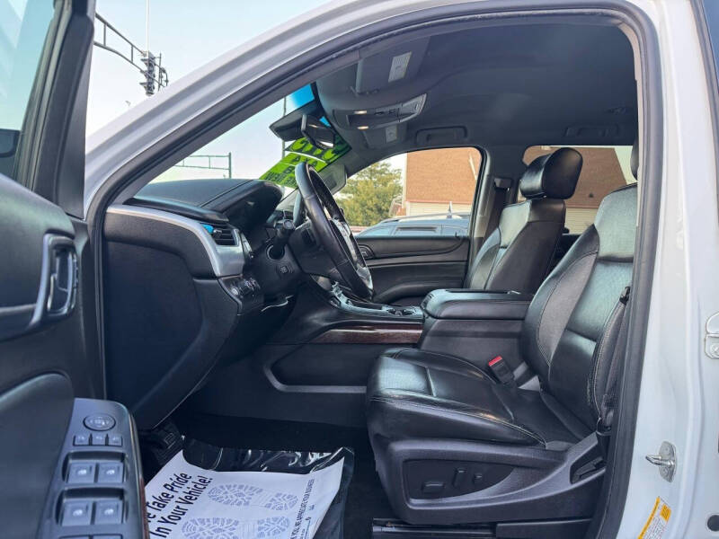 2017 GMC Yukon XL SLT