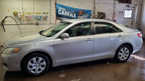 2010 Toyota Camry for sale at North Metro Auto Sales in Cambridge MN