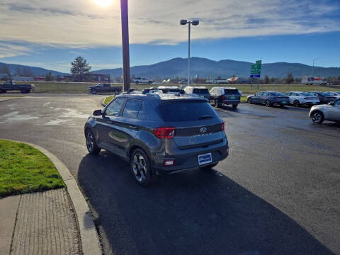 2024 Hyundai Venue SEL