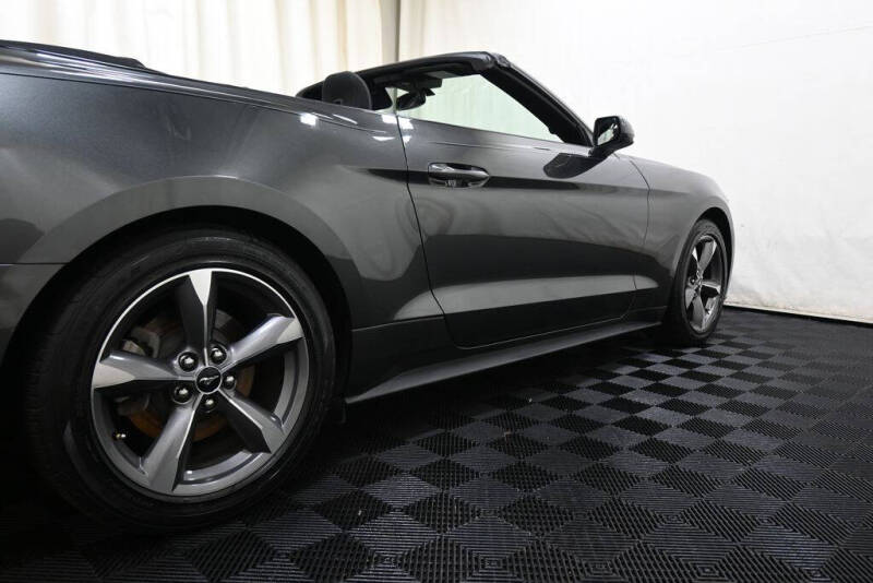 2016 Ford Mustang V6