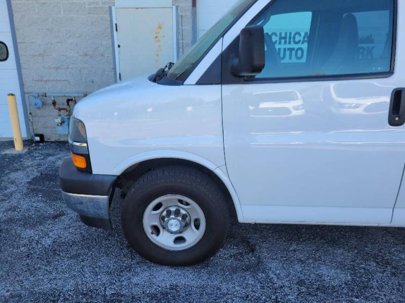 2017 Chevrolet Express LT 3500