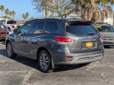 2013 Nissan Pathfinder SV