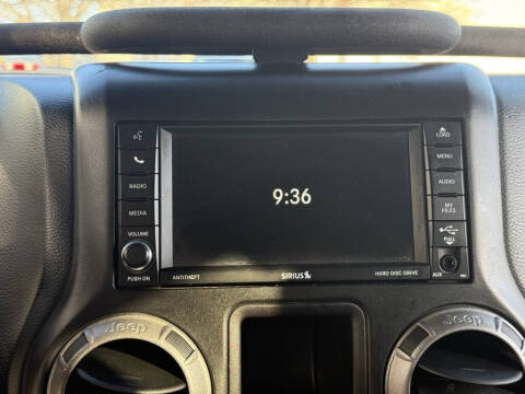 2017 Jeep Wrangler Willys Wheeler