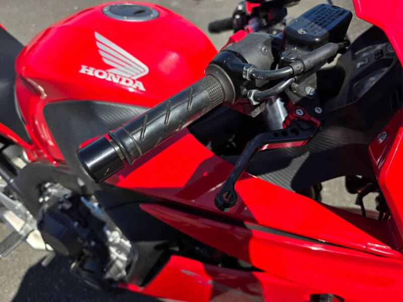 2015 Honda CBR650F