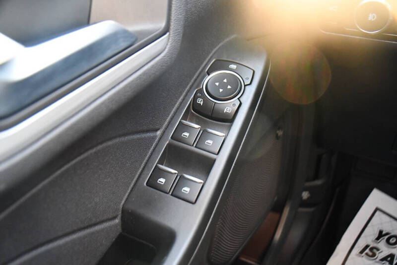 2023 Ford Escape Platinum