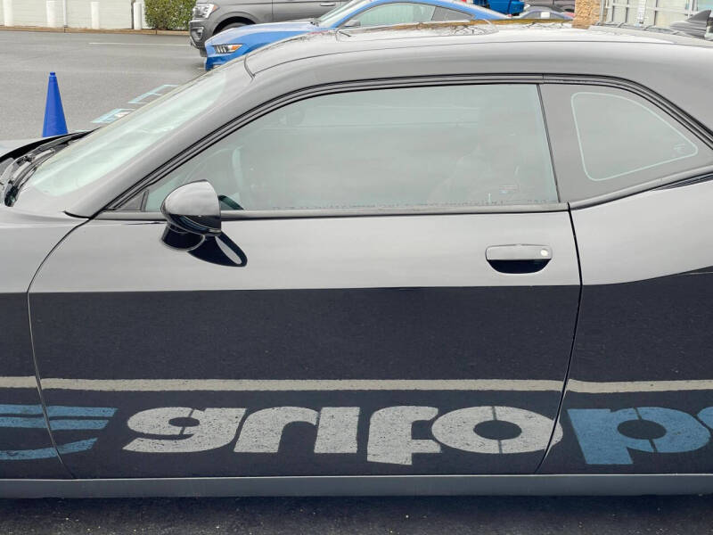 2016 Dodge Challenger SRT Hellcat