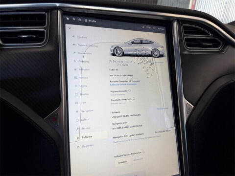 2015 Tesla Model S 70D
