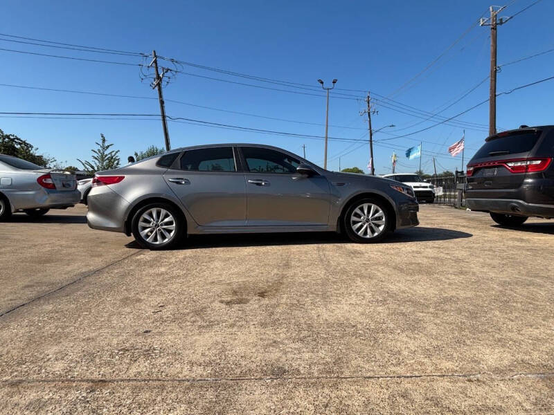 2018 Kia Optima LX