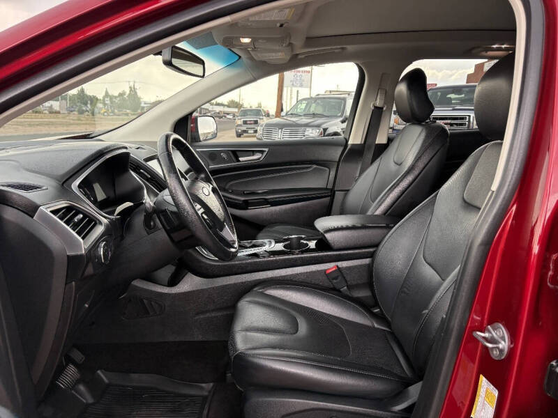 2017 Ford Edge Titanium