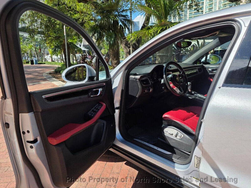 2016 Porsche Macan S