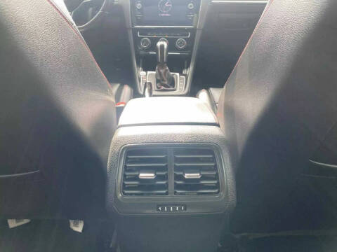 2021 Volkswagen Golf GTI