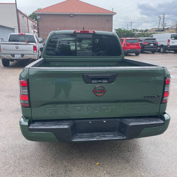 2024 Nissan Frontier