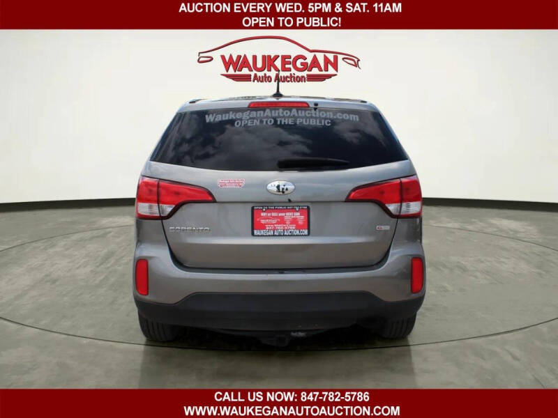 2015 Kia Sorento LX