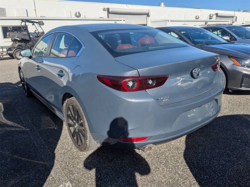 2024 Mazda Mazda3 Sedan 2.5 S Carbon Edition