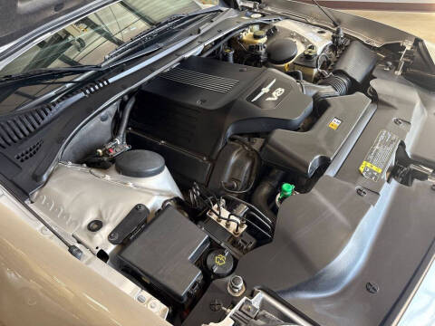 2004 Ford Thunderbird Deluxe