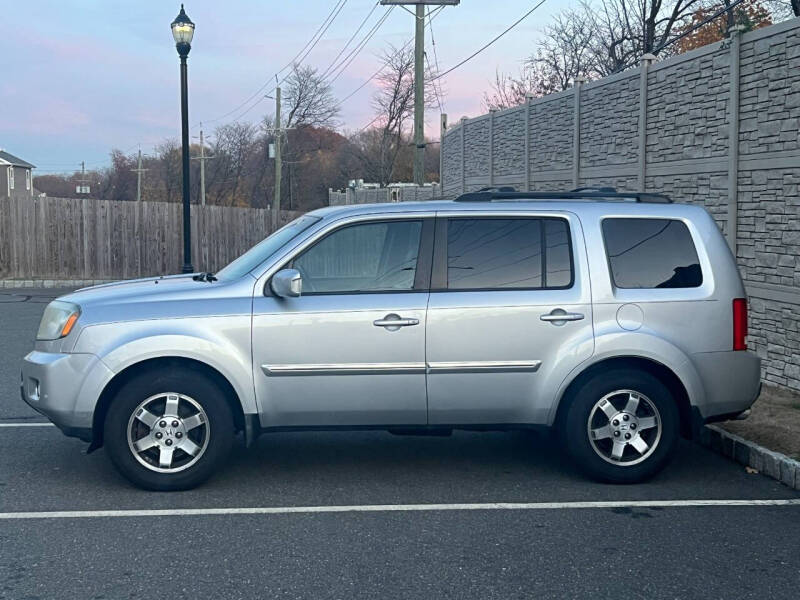 2010 Honda Pilot Touring photo 5