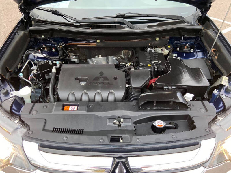 2017 Mitsubishi Outlander SE