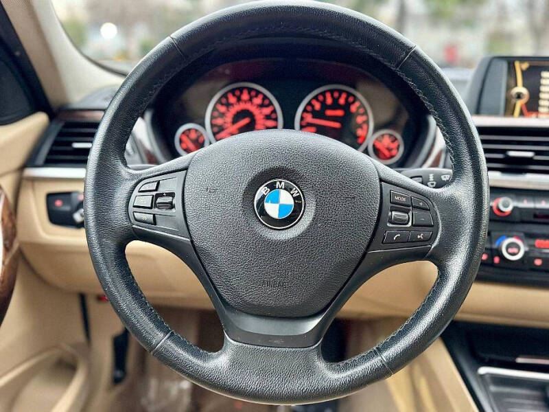 2014 BMW 3 Series 320i xDrive