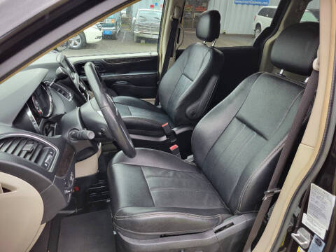 2014 Chrysler WHEELCHAIR VAN