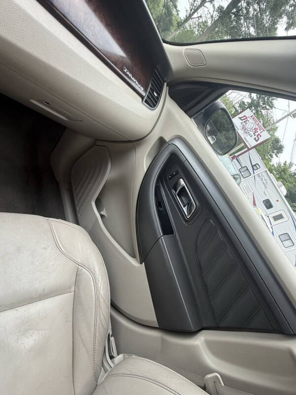 2011 Ford Taurus SEL