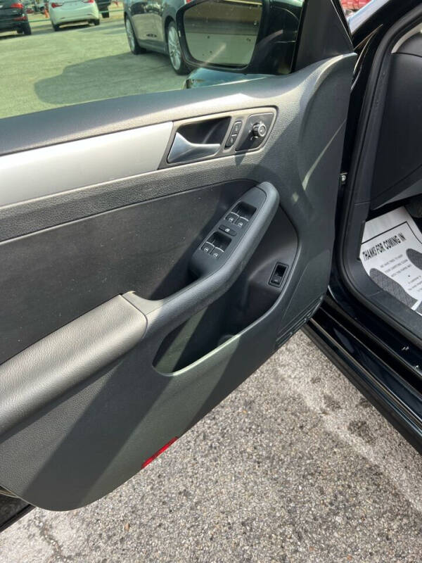 2013 Volkswagen Jetta SE