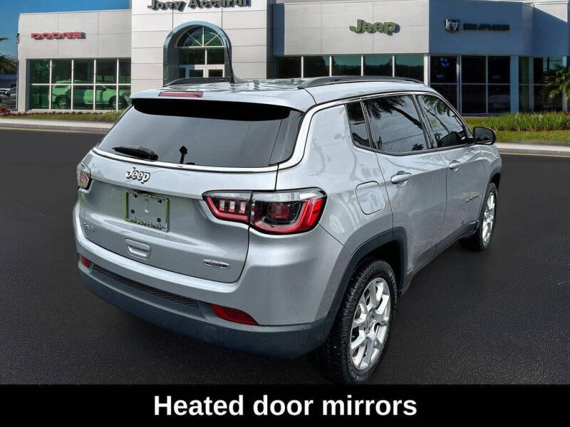 2022 Jeep Compass Latitude Lux