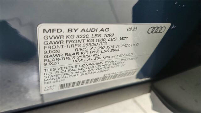 2024 Audi Q8 Sportback e-tron quattro Premium S line