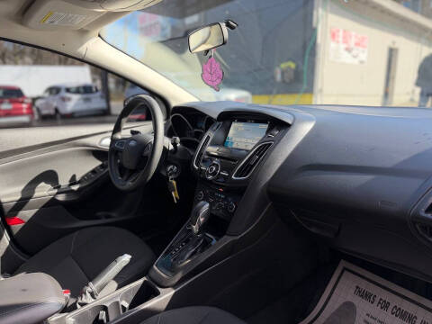 2017 Ford Focus SEL