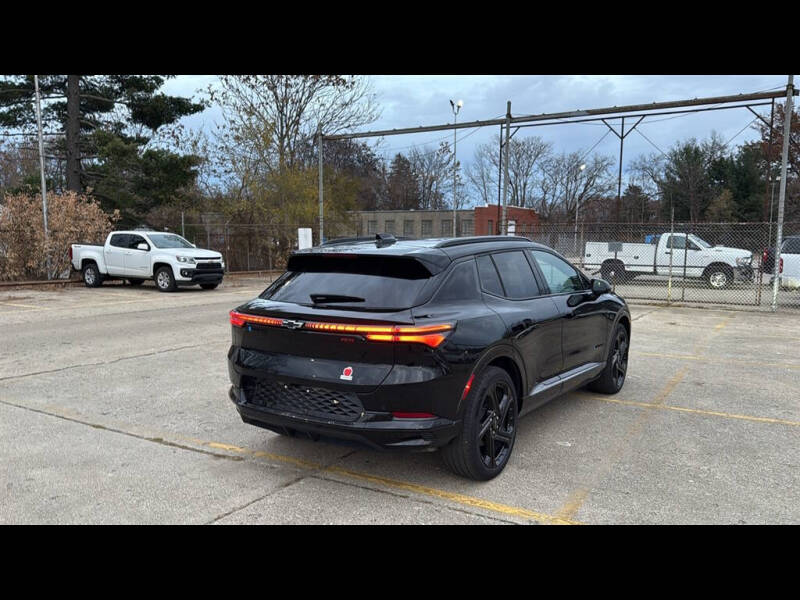 2025 Chevrolet Equinox EV RS