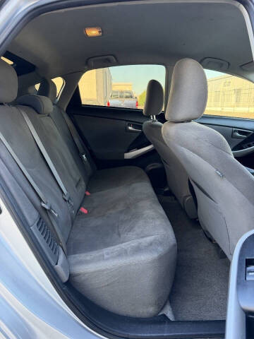 2013 Toyota Prius Two