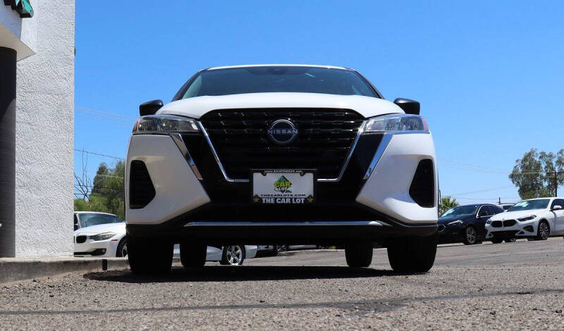 2023 Nissan Kicks S
