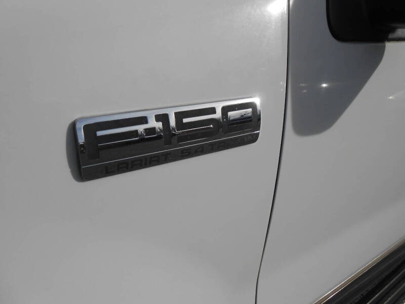 2005 Ford F-150 Lariat