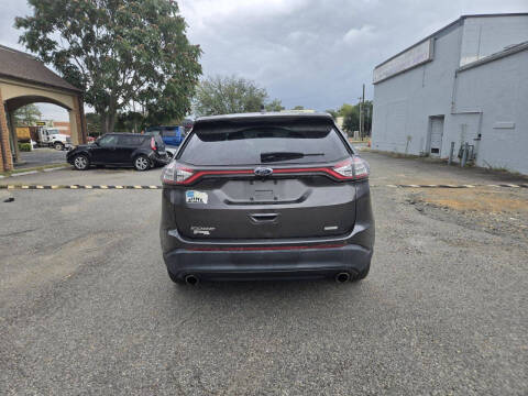 2015 Ford Edge SE